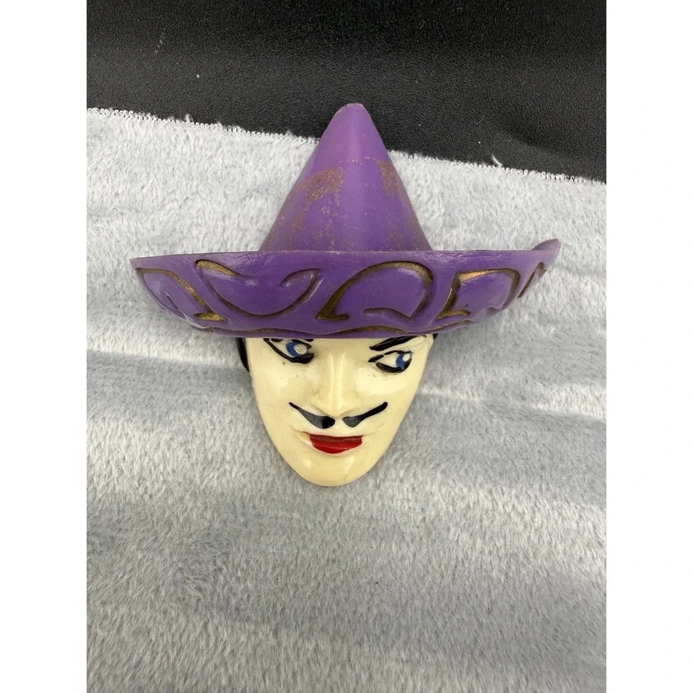 Vintage‎ Celluloid Brooch Sombrero Purple
